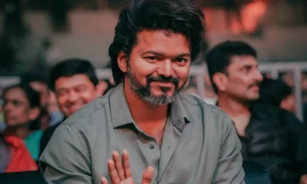 வாரிசு மேடையில் அரசியல் பேசாத விஜய்!.. காரணமாக இருந்த பிரபல அரசியல் பிரமுகர்?..