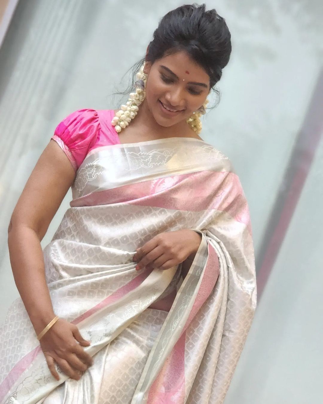 dhivya