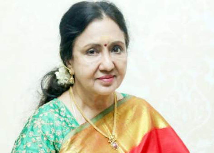 Vennira Aadai Nirmala