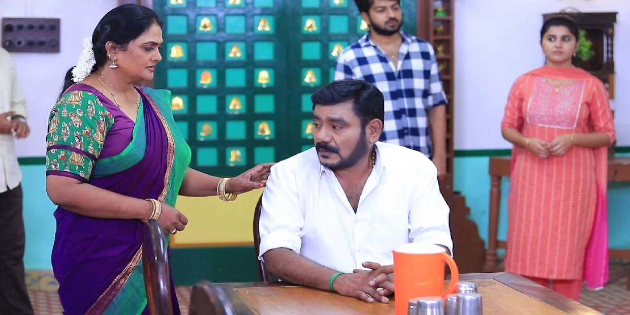Pandian Stores2: இருக்குற பிரச்னையில இந்த குதுகலம் தேவையா? கோமதியின் சேட்டை ஓவரா இருக்கே! Pandian Stores2: இருக்குற பிரச்னையில இந்த குதுகலம் தேவையா? கோமதியின் சேட்டை ஓவரா இருக்கே!