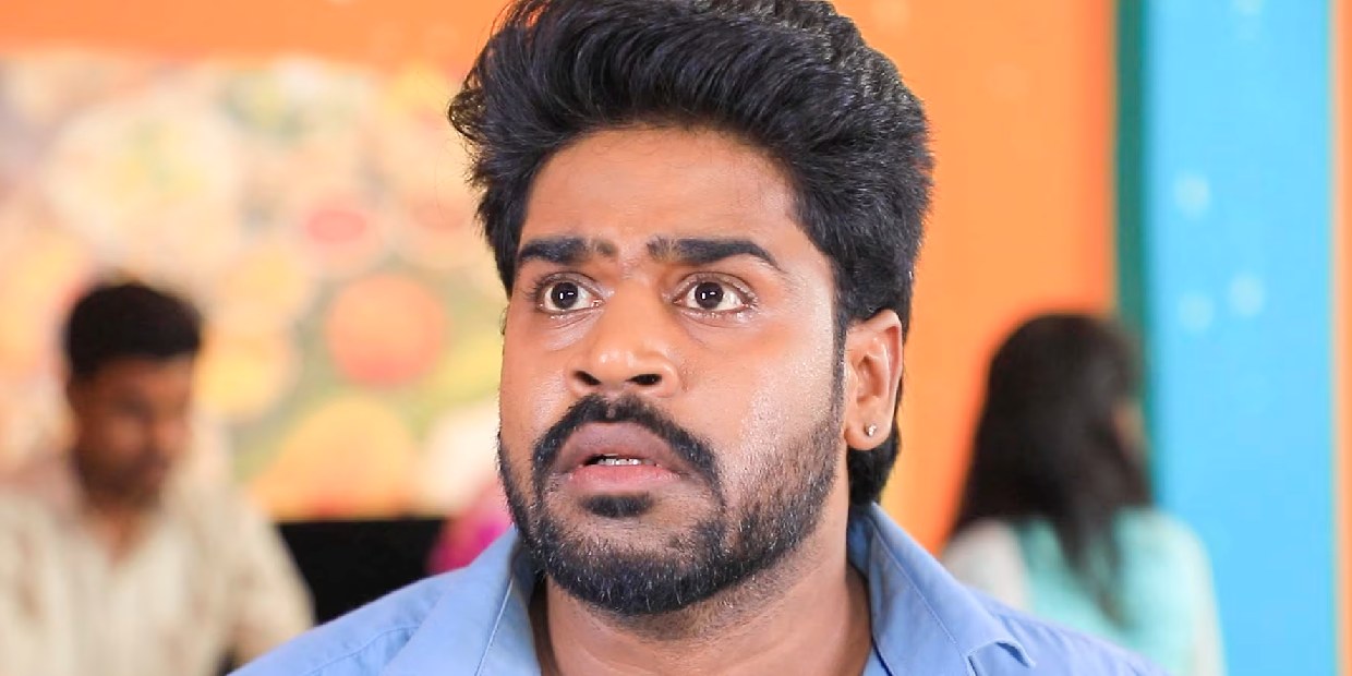 Pandian Stores2: சக்திவேலை மிரள விட்ட மீனா… சரவணனிடம் வகையாக சிக்கிய தங்கமயில்.. போச்சா? Pandian Stores2: சக்திவேலை மிரள விட்ட மீனா… சரவணனிடம் வகையாக சிக்கிய தங்கமயில்.. போச்சா?