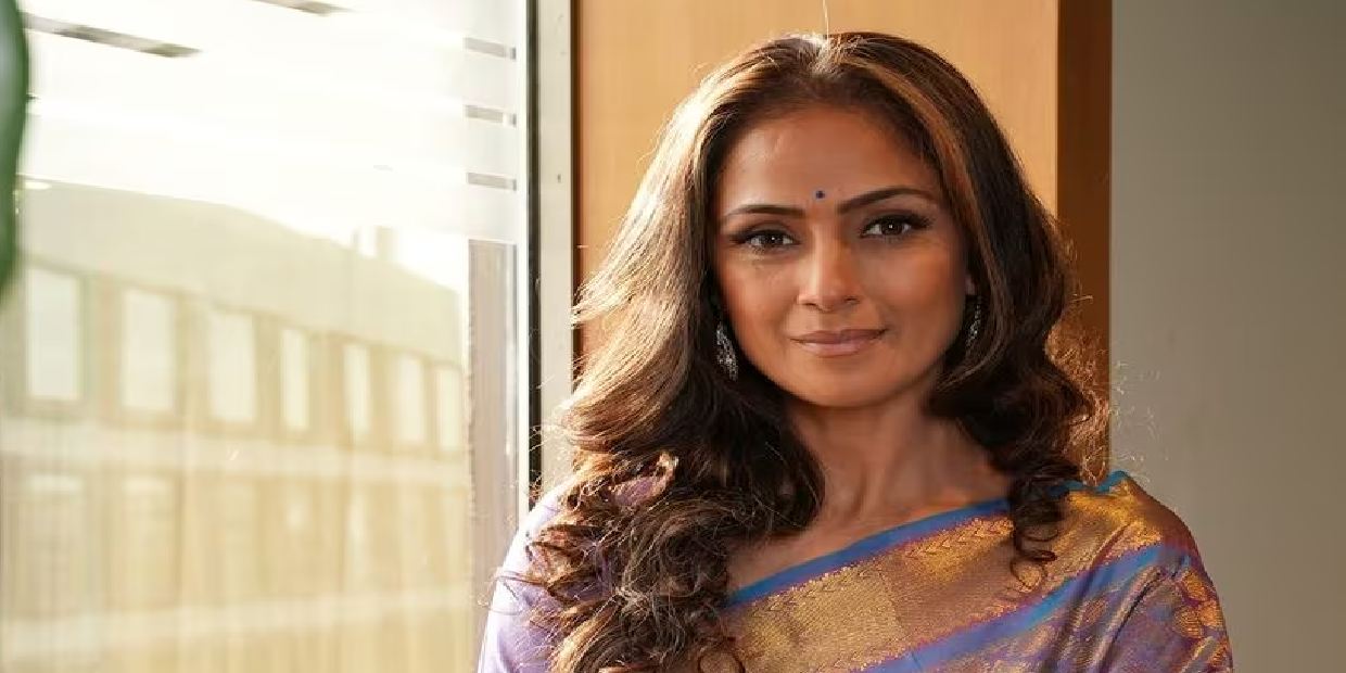 Simran: டப்பா ரோல் நடிக்கிறத விட ஆண்ட்டியா நடிக்கிறது மேல்… அந்த நடிகையை மேடையில் பொளந்த சிம்ரன்… Simran: டப்பா ரோல் நடிக்கிறத விட ஆண்ட்டியா நடிக்கிறது மேல்… அந்த நடிகையை மேடையில் பொளந்த சிம்ரன்…