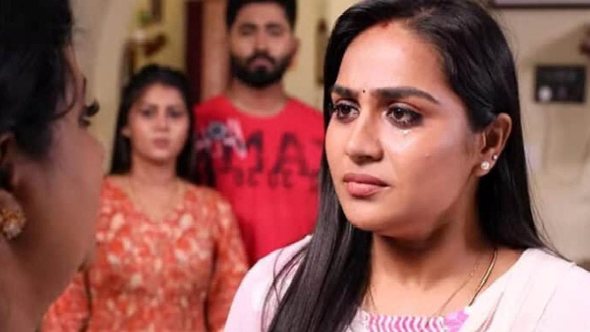 மட்டமான ரோகிணி… கலாய்த்து தள்ளும் ஸ்ருதி… இன்னும் முடிவு கட்டலமா இருக்கு ஆட்டம் இன்னும்! மட்டமான ரோகிணி… கலாய்த்து தள்ளும் ஸ்ருதி… இன்னும் முடிவு கட்டலமா இருக்கு ஆட்டம் இன்னும்!
