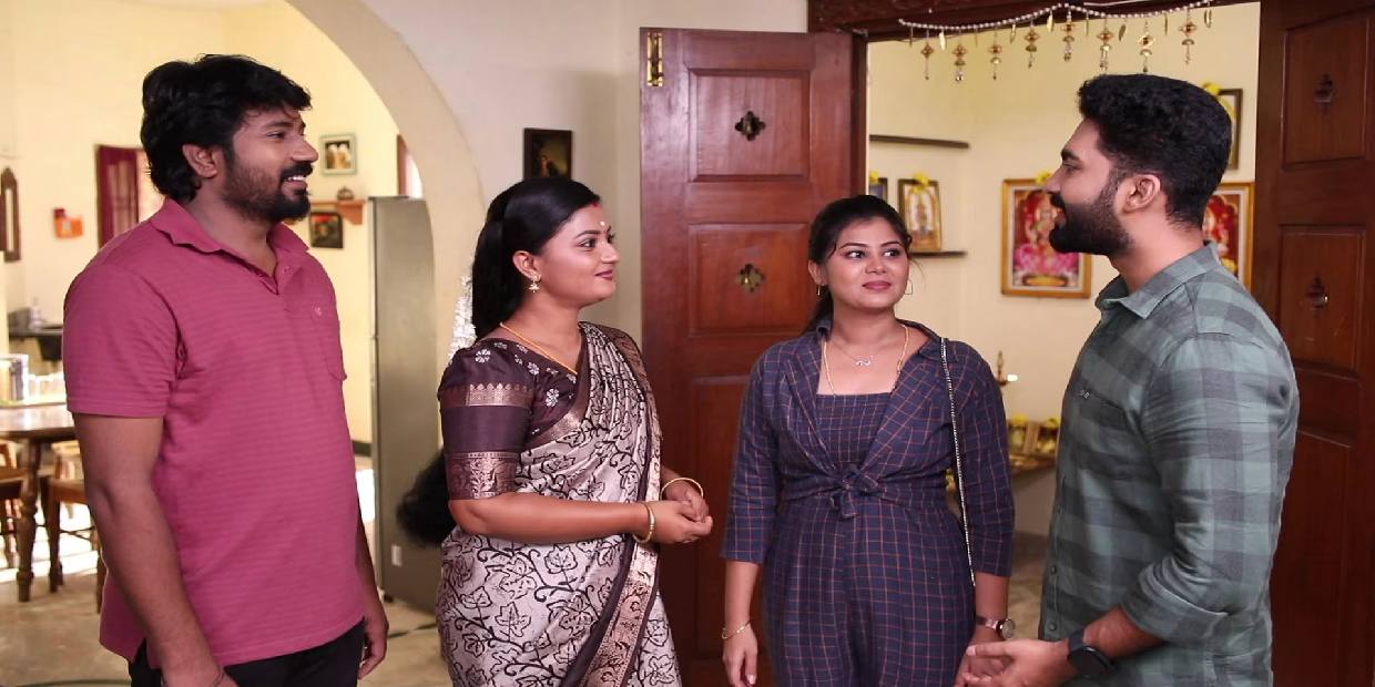 Siragadikka Aasai: மீனாவால் தப்பித்த ரவி… ரோகிணி வாங்கிய பல்ப்… கடுப்பில் விஜயா! Siragadikka Aasai: மீனாவால் தப்பித்த ரவி… ரோகிணி வாங்கிய பல்ப்… கடுப்பில் விஜயா!