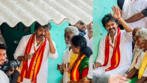 மதுராந்தகத்தில் ரோட் ஷோ!.. டீக்கடையில் விஜய்!.. வைரல் போட்டோஸ்!…